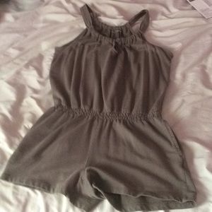 Gray halter romper for summer time Only worn once.